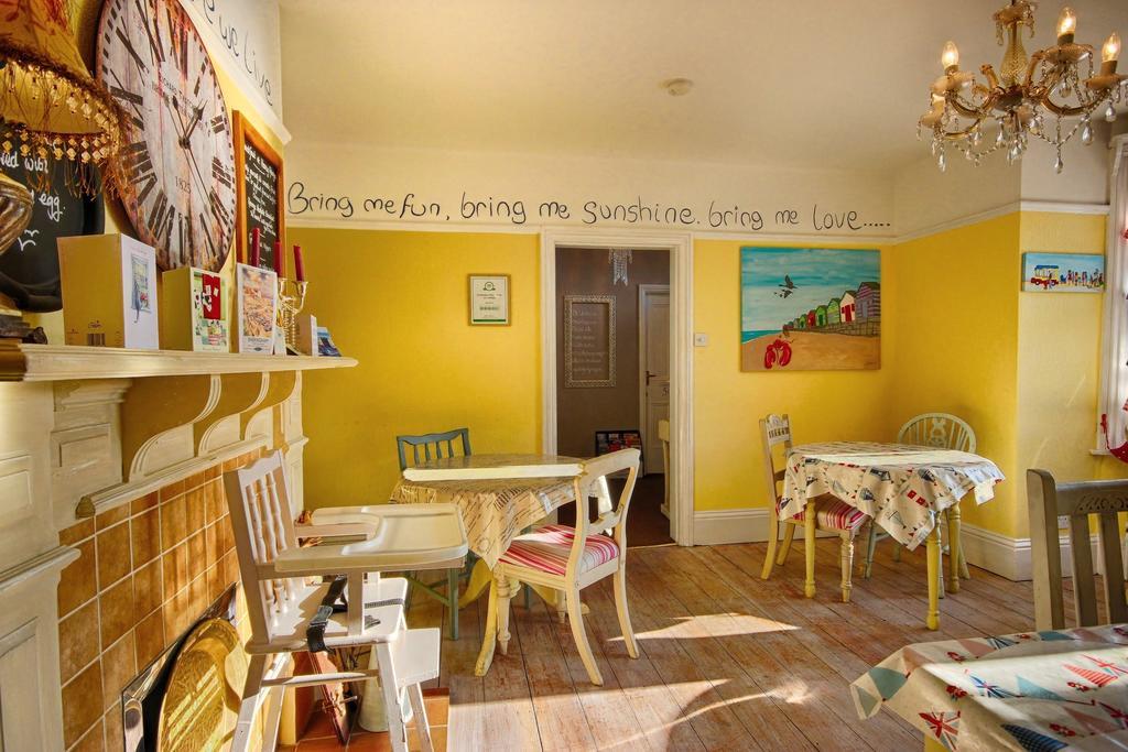 Hooray Henrys Bed and Breakfast Sheringham Buitenkant foto
