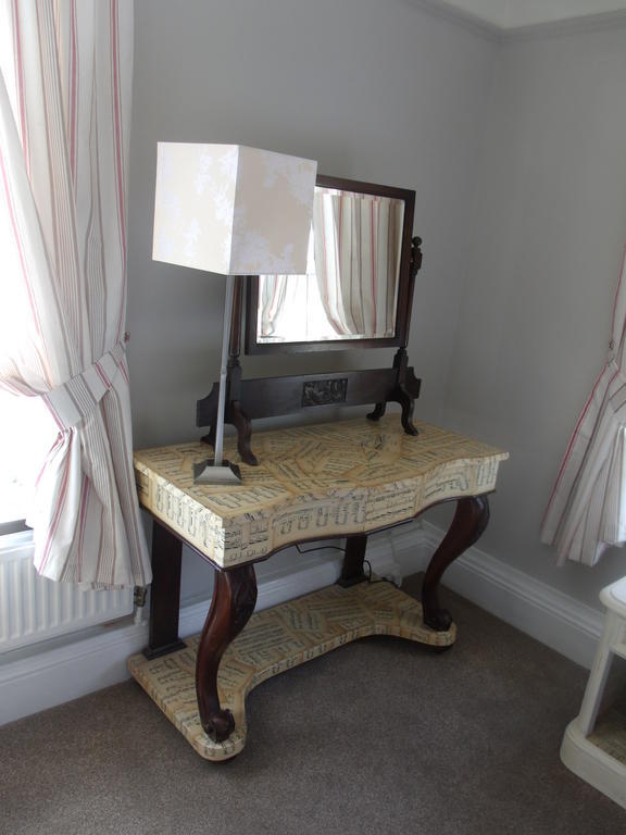 Hooray Henrys Bed and Breakfast Sheringham Buitenkant foto
