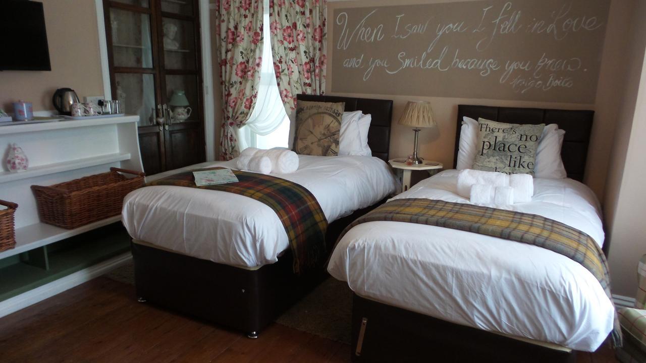 Hooray Henrys Bed and Breakfast Sheringham Buitenkant foto